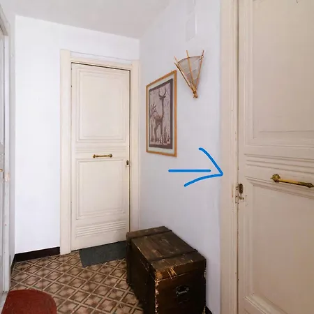 Casuzza Al Politeama شقة